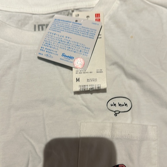 Limited edition Sanrio and Uniqlo top. - Picture 4 of 4